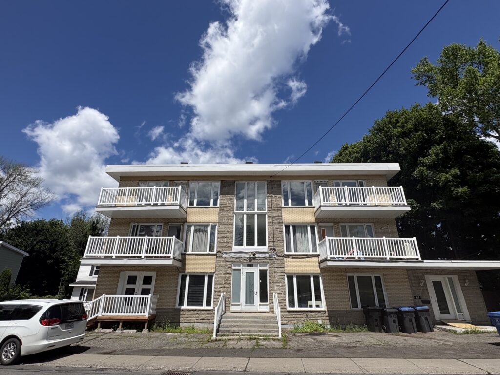 615 Rue Saint Joseph #A