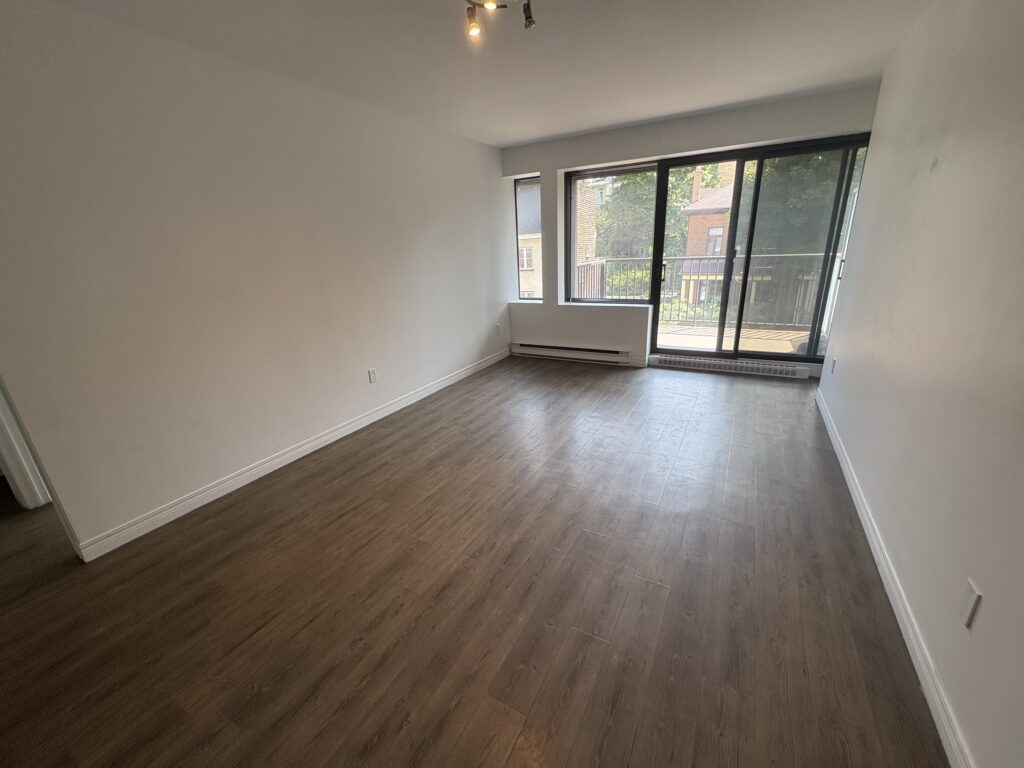 20 Rue Saint-Jean #208