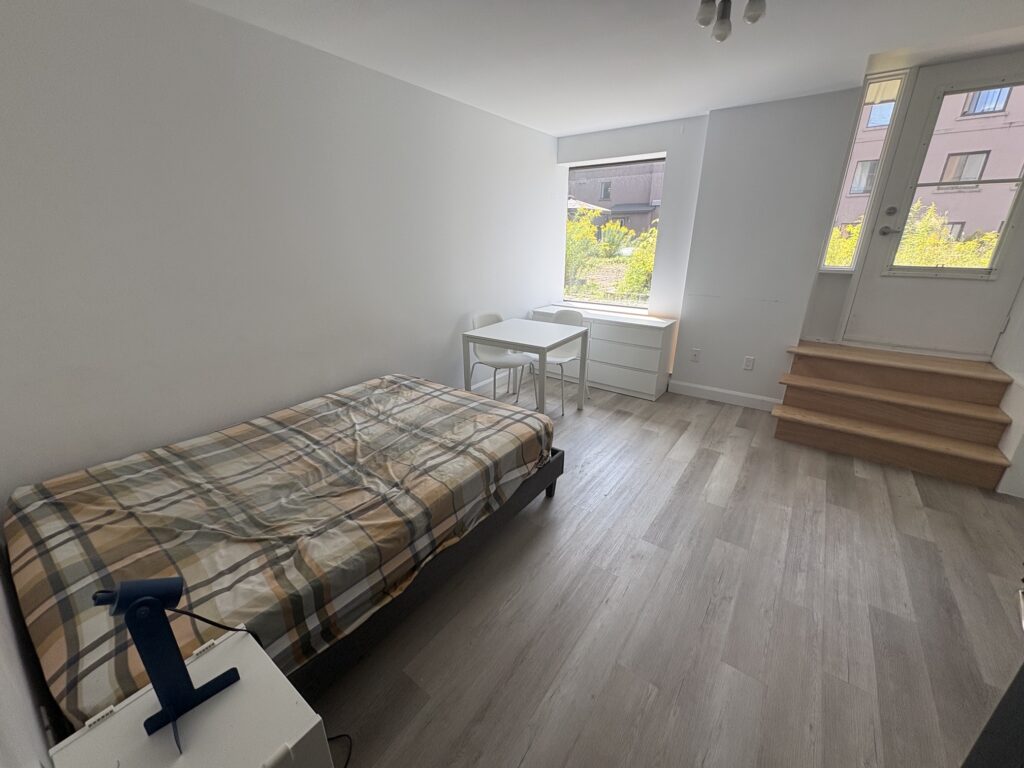 20 Rue Saint-Jean #203