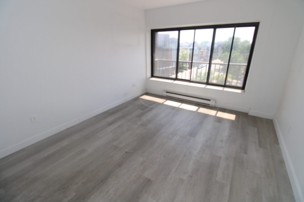 20 Rue Saint-Jean #416