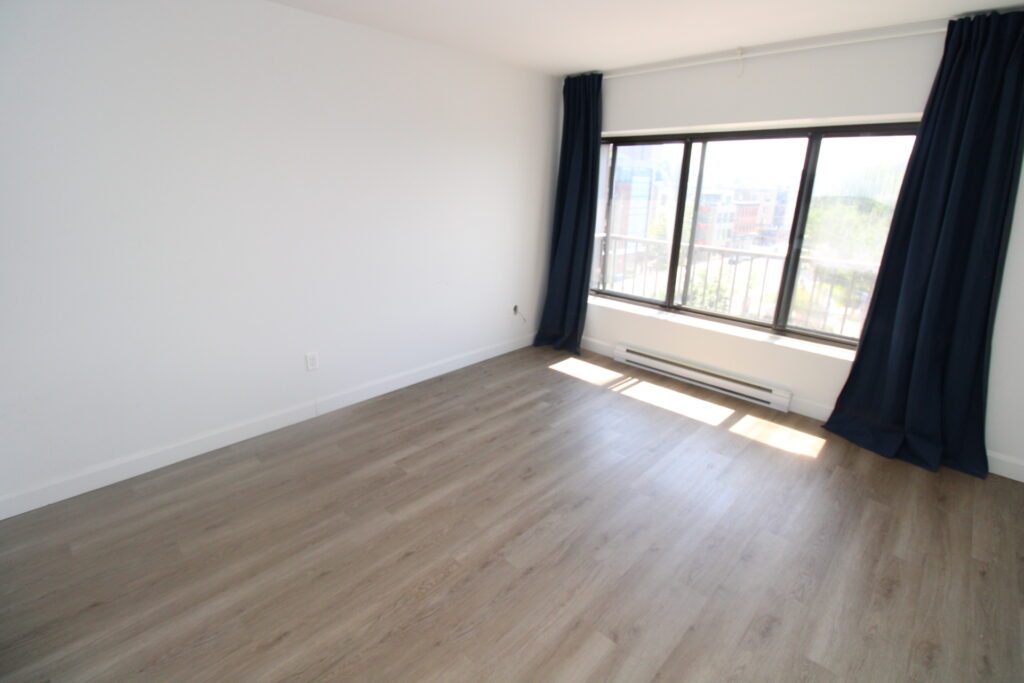 20 Rue Saint-Jean #418