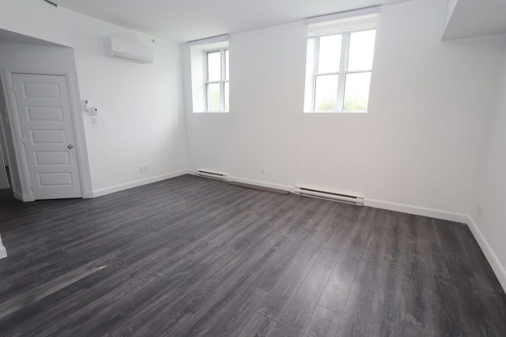 20405 Boulevard Henri-Bourassa #103