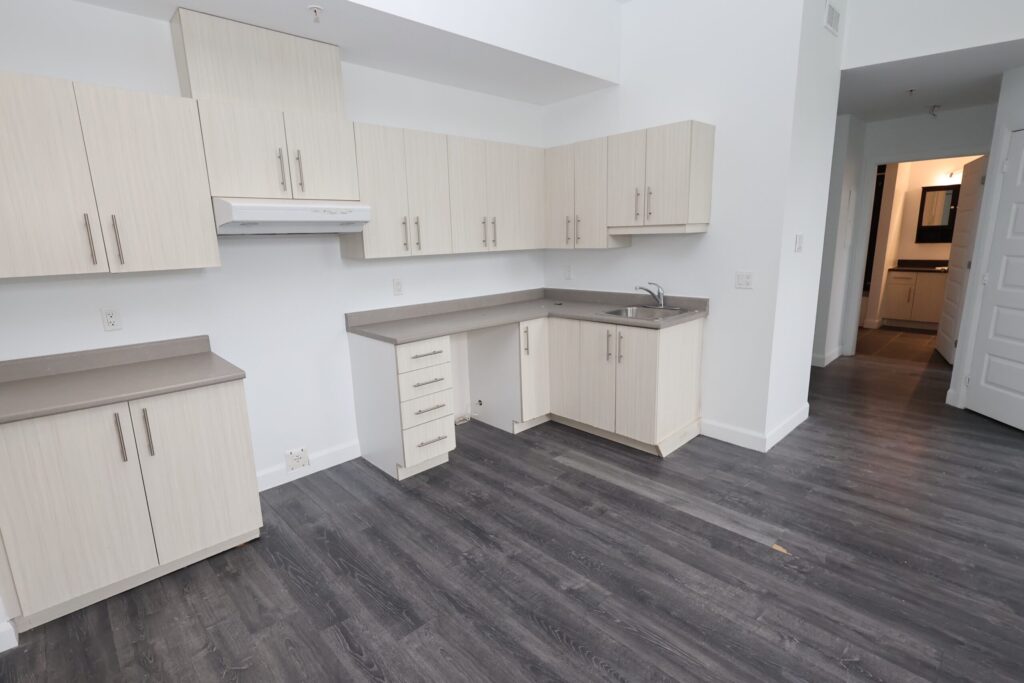 20405 Boulevard Henri-Bourassa #103
